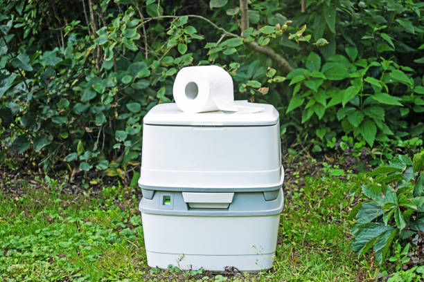 Best Portable bathroom rental  in Porterville, CA